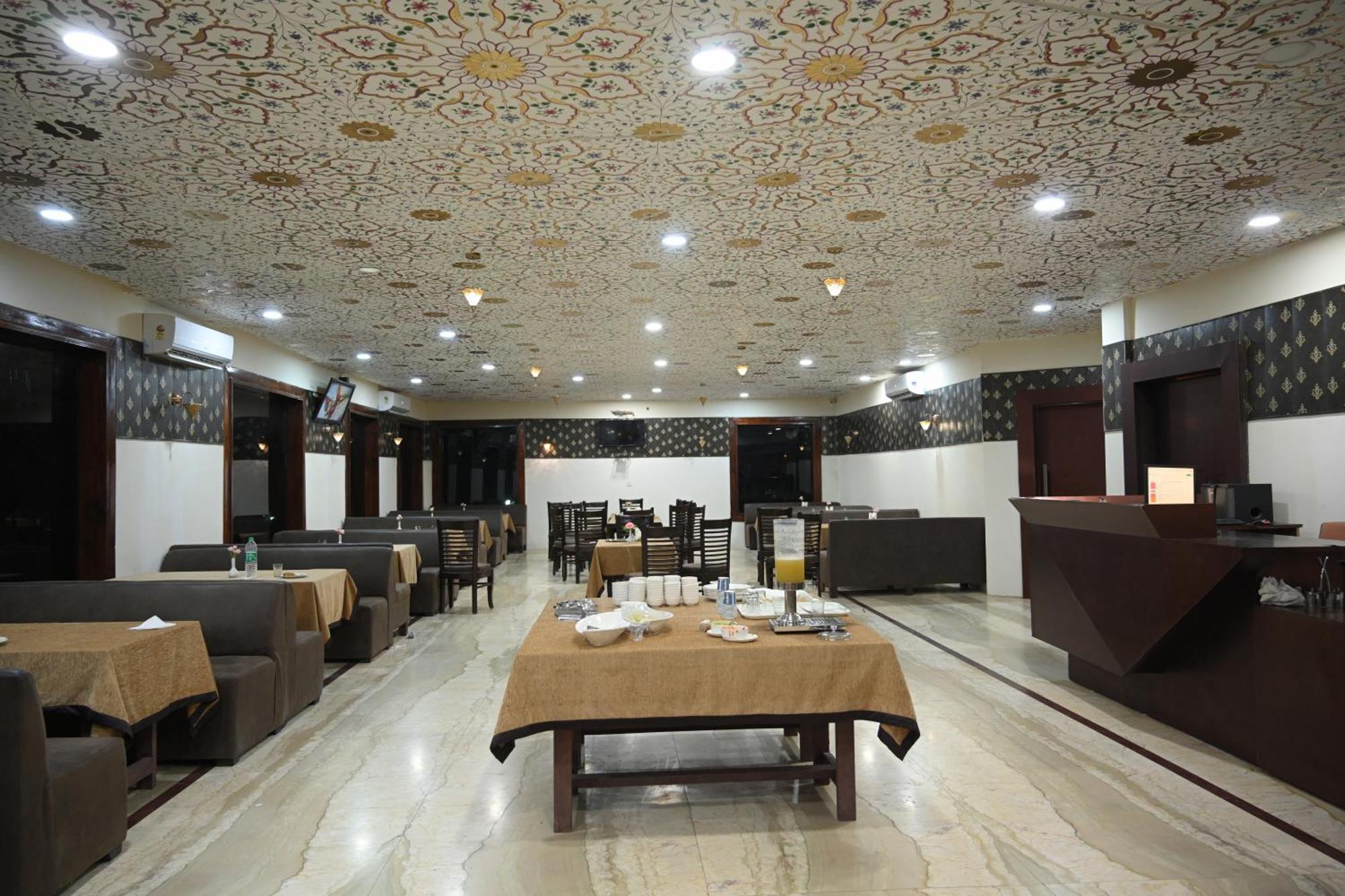 Orchha Club And Resort - Ocr Zewnętrze zdjęcie
