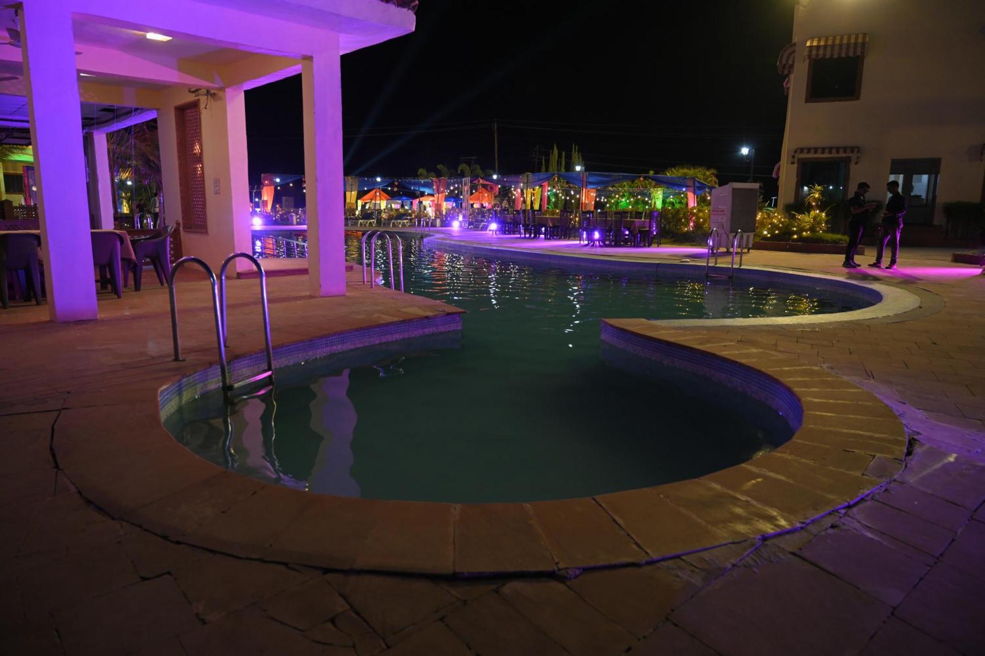 Orchha Club And Resort - Ocr Zewnętrze zdjęcie
