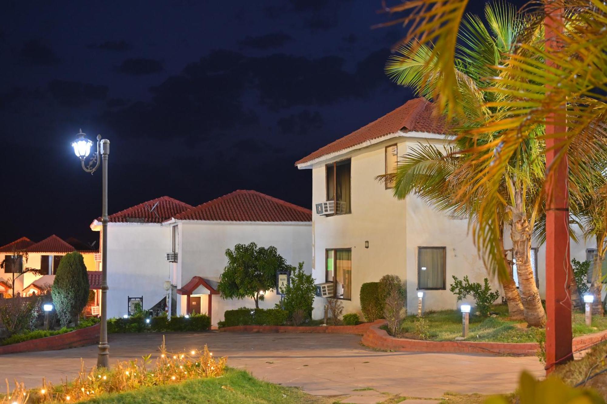Orchha Club And Resort - Ocr Zewnętrze zdjęcie