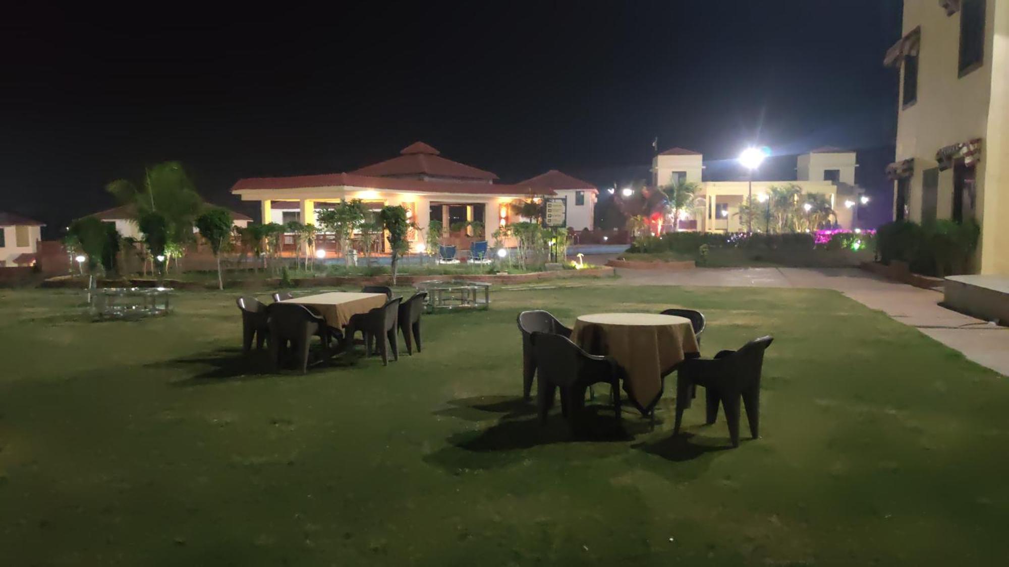 Orchha Club And Resort - Ocr Zewnętrze zdjęcie